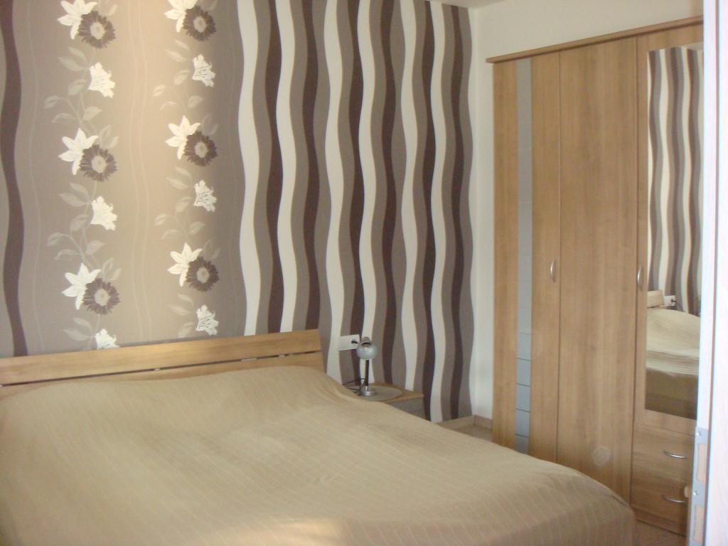 Apartman Kurdejov Hustopece Exterior photo