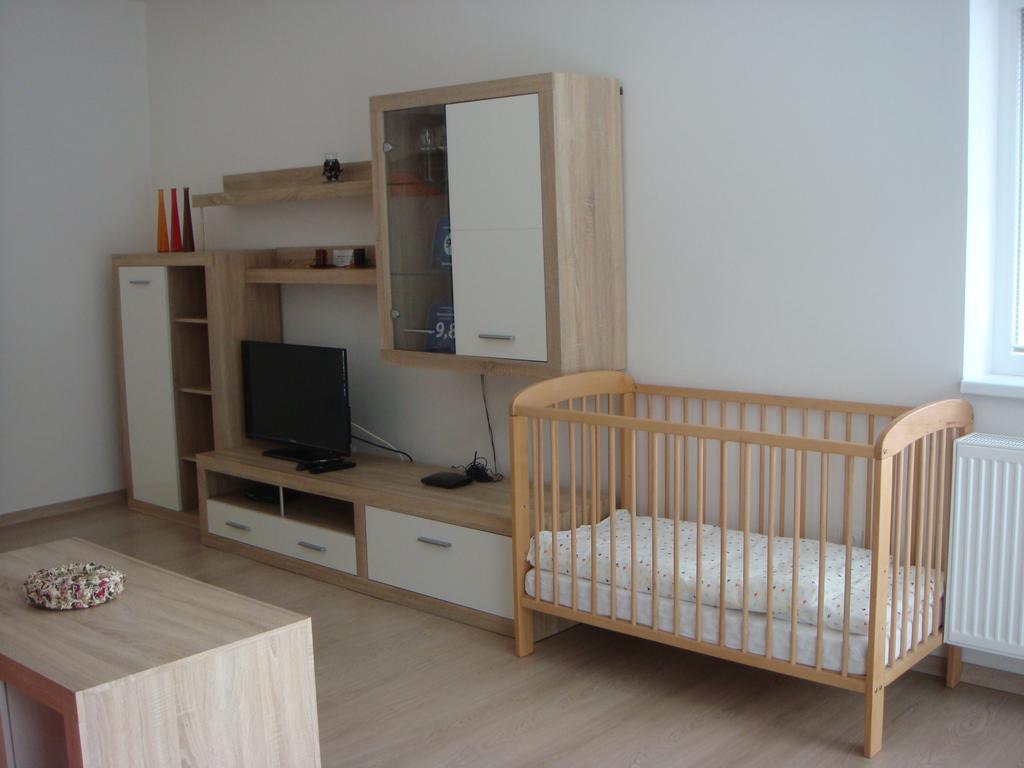 Apartman Kurdejov Hustopece Exterior photo